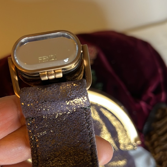 Fendi Squirrel Embellished Velvet Spy bag - Picture 8 of 15